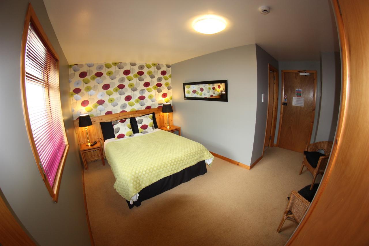 Orcades Hostel Thunder Bay Buitenkant foto
