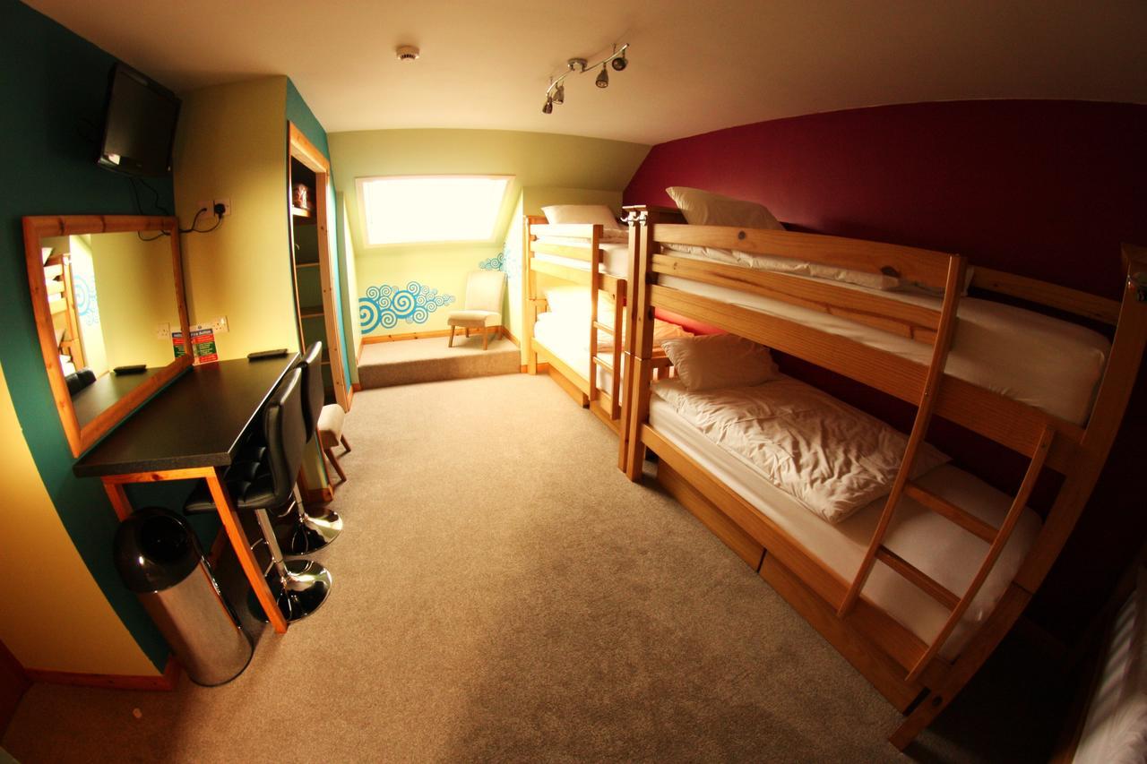 Orcades Hostel Thunder Bay Buitenkant foto